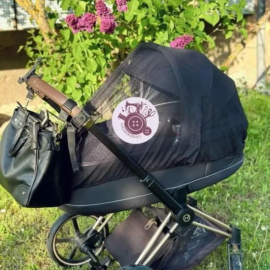 Moskītu tīkls ratiem