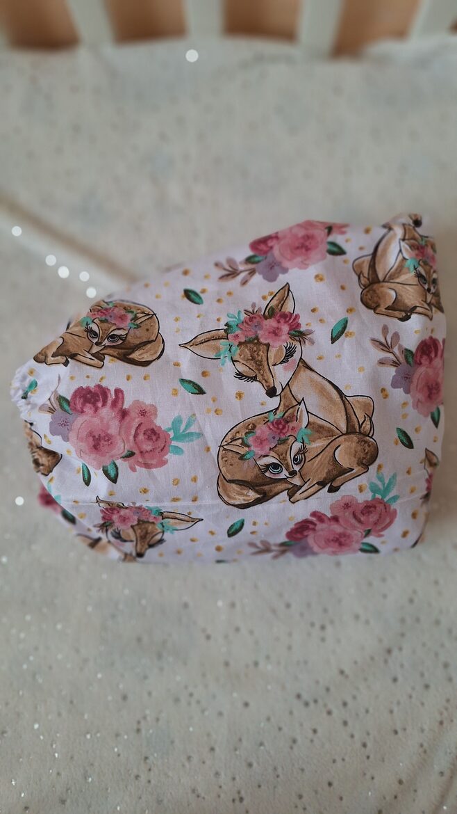 Palags/gultiņām un šūpuļiem/stirniņas