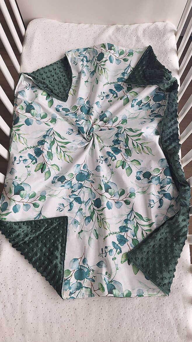 Minky + cotton blanket /emerald + leaves / 75*100 cm