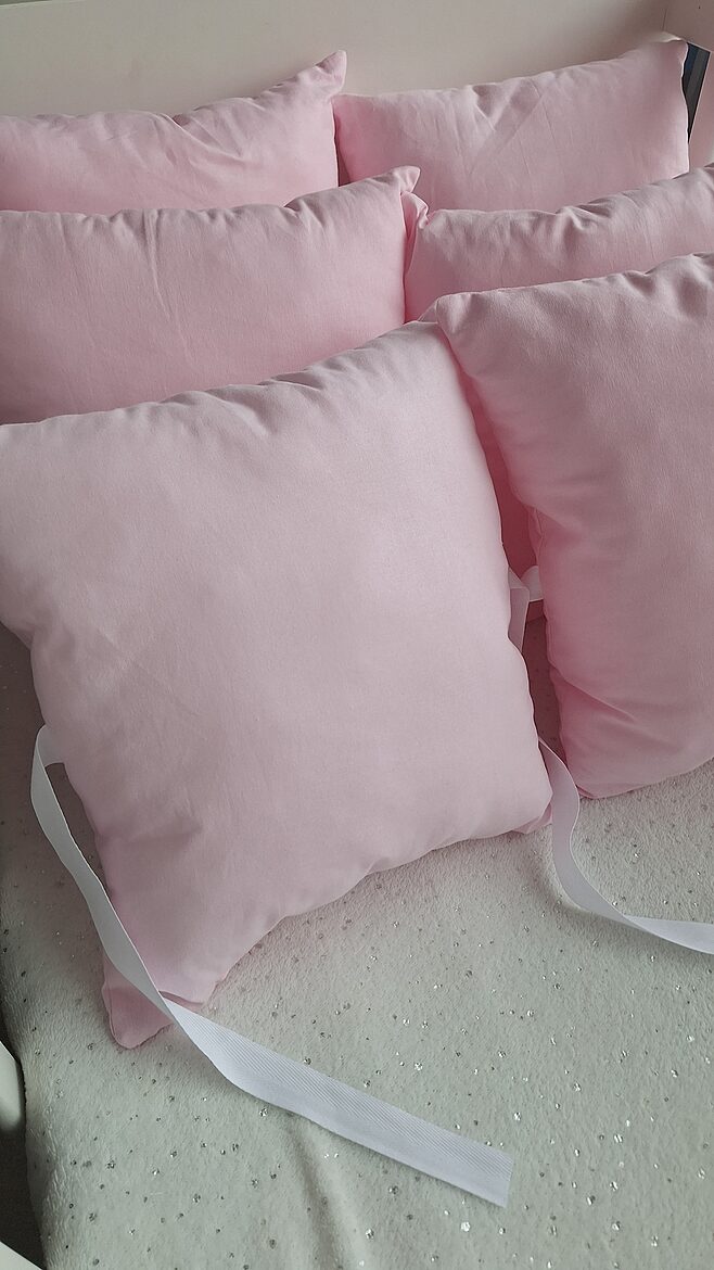 Cotton crib pillows/pink