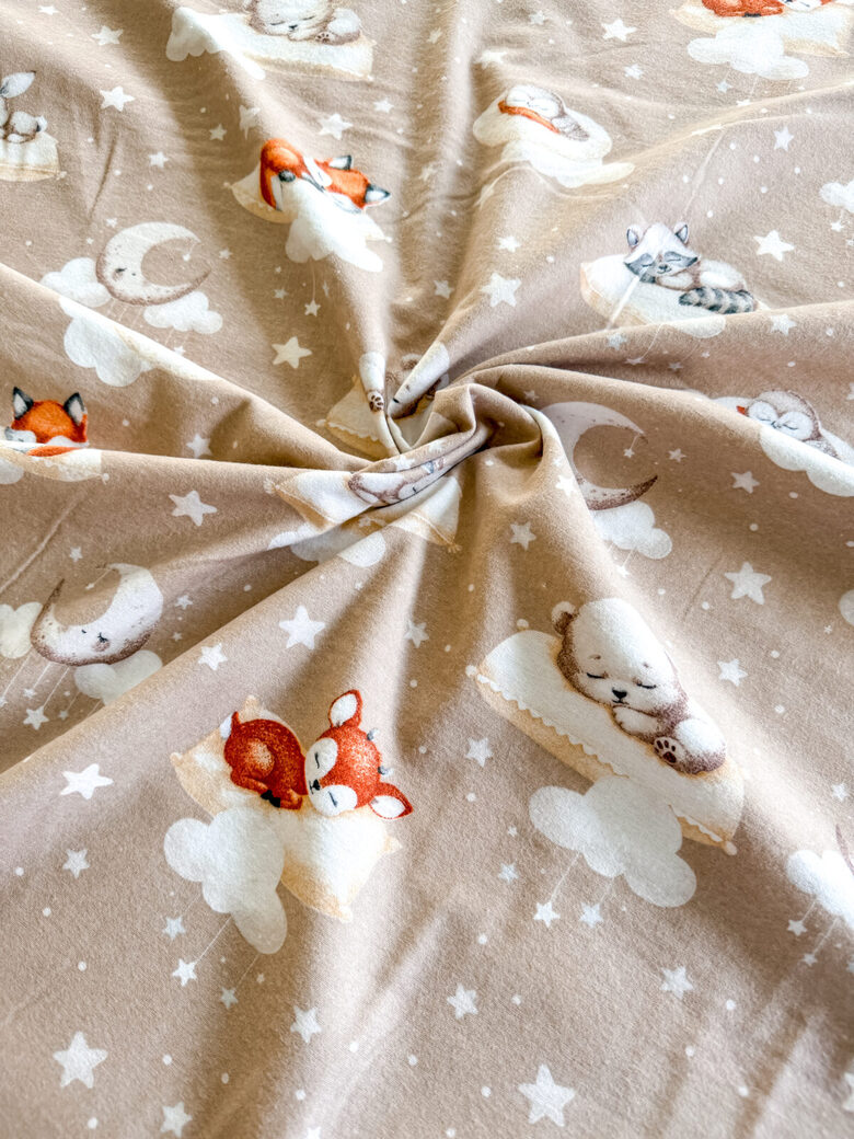 Flannel diaper / sleep zoo / 50*70 cm