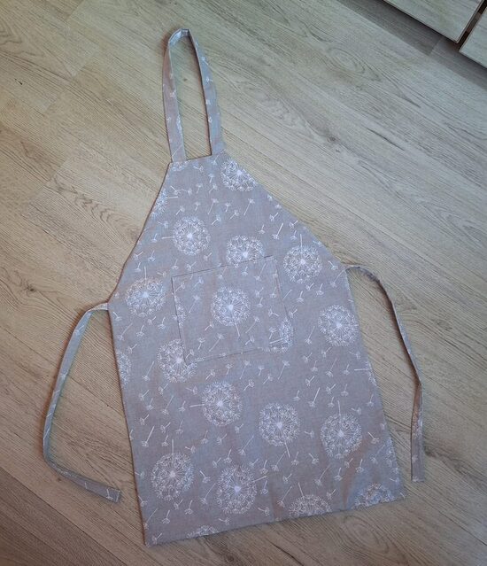 Priekšauts/pūkas/1-4gadi/40-45 cm garums