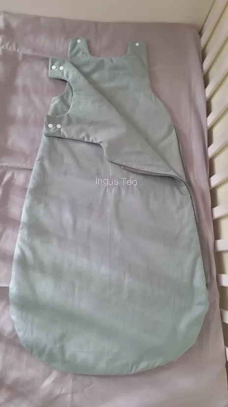 Vienkrāsaini guļammaisi 