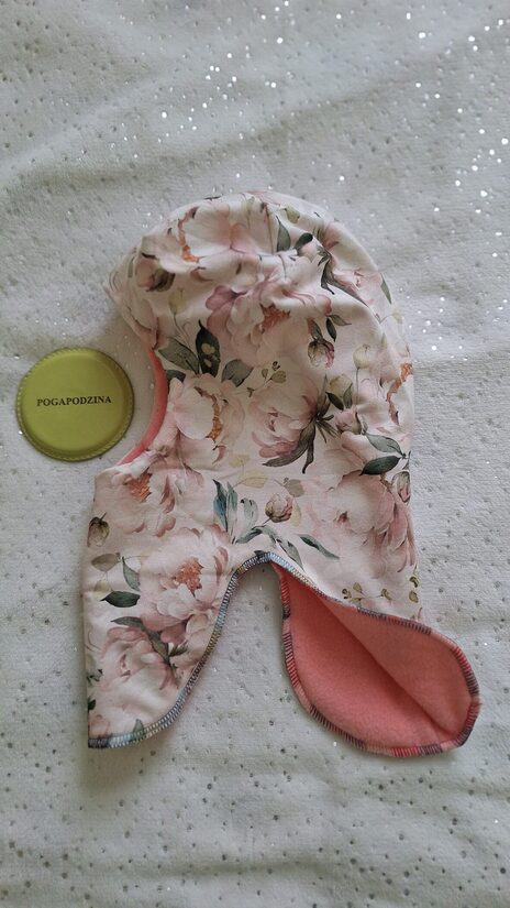 Ķivercepure/peonijas + rozā flīsa odere /ziemas/52-54 cm/gatavais