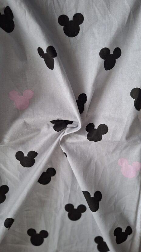 Kokvilnas autiņi-pelītes uz pelēka/40*60cm/gatavie