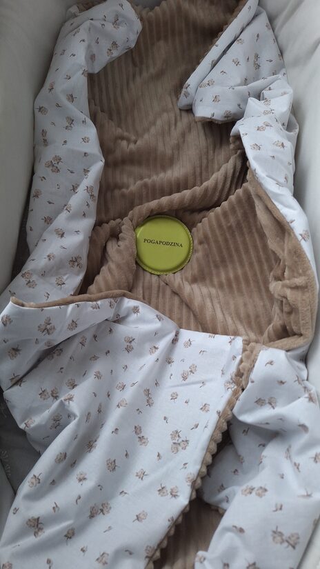 Rievotā minky + kokvilnas/bēšs + rozes/70*100 cm