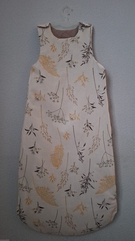 Guļammaiss/18-36 mēneši/110 cm/smilgas + kakao/vizuāls defekts smilgas nepareizi