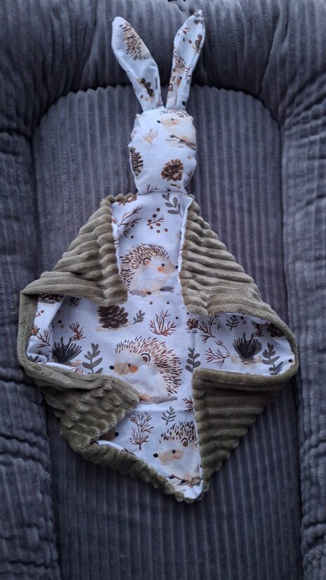 Rievotā minky + kokvilna / haki + eži