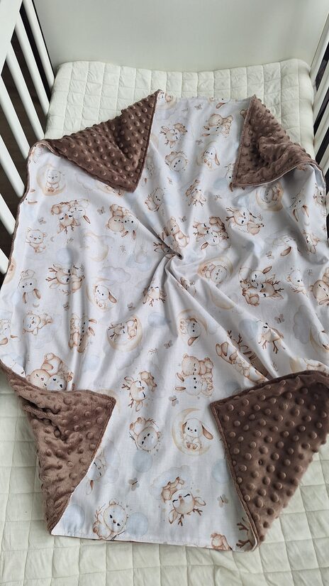 Minky  flīsa un kokvilnas sedziņa/75*100 cm/šokolādes + briedīši